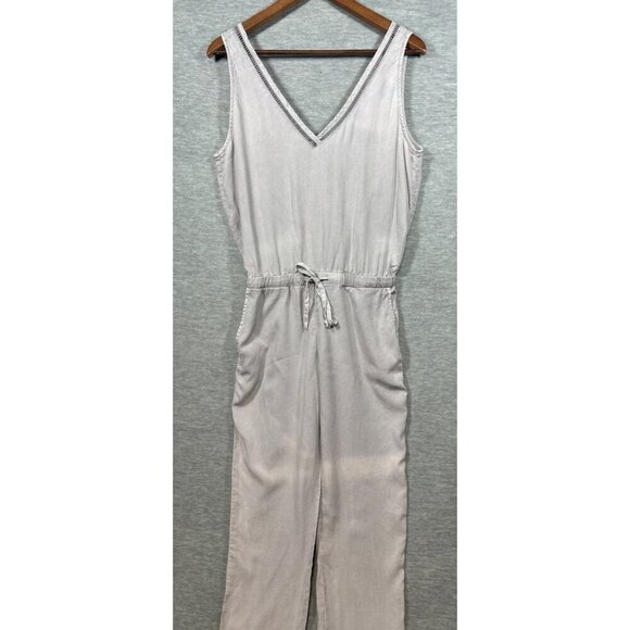 Anthropologie Cloth & Stone Womens XS‎ Light Gray Sleeveless Jumpsuit Romper - Picture 1 of 6